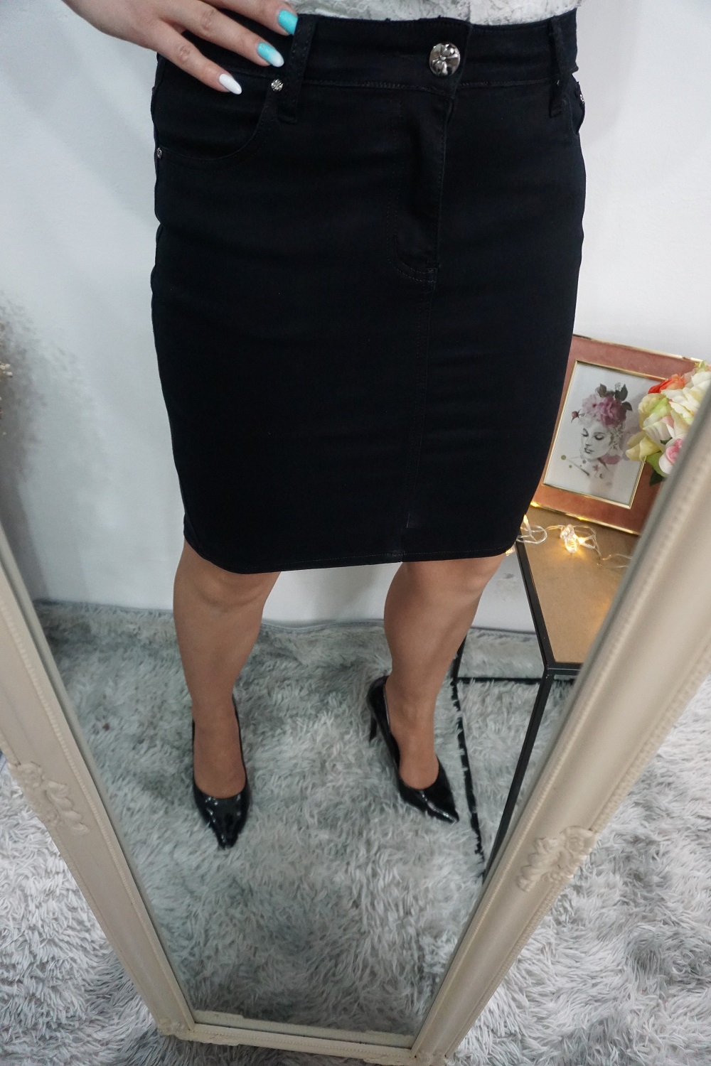 Čierna rifľová sukňa 